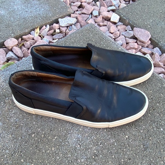 Frye Other - Frye black slip on shoes size 9.5